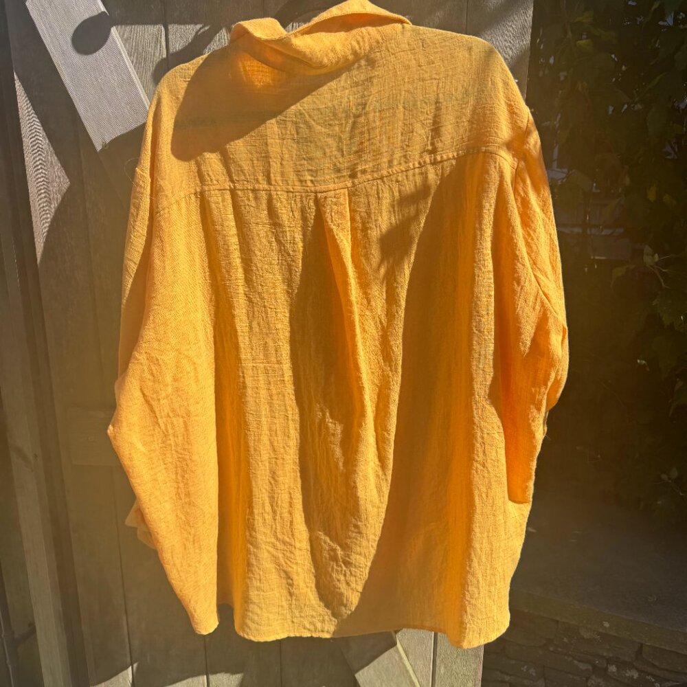 Solai Button-Down Shirt Size Small - image 3